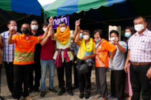 ศรีสะเกษ !! คึกคัก ผู้สมัคร ส.อบต.-นายก อบต. แห่สมัครรับเลือกตั้งหลังเว้นวรรคมานาน